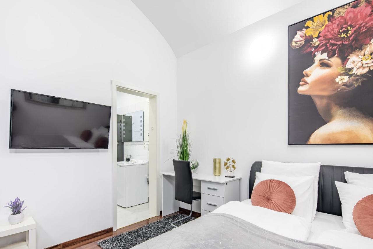 Melody Meadow Apartment ブダペスト エクステリア 写真