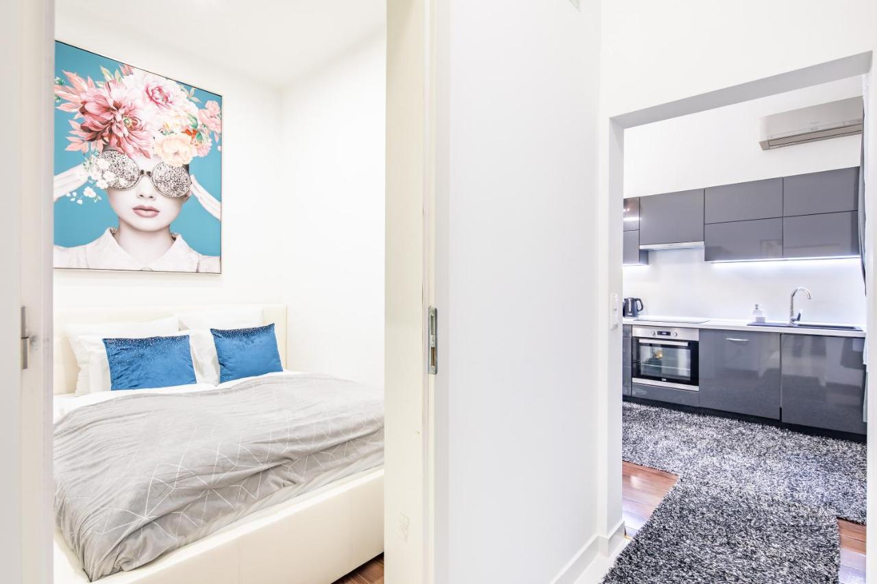 Melody Meadow Apartment ブダペスト エクステリア 写真